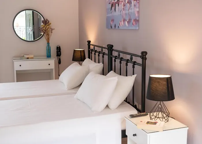 Apartament Pavlatos &